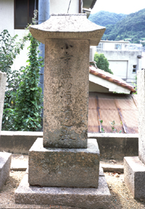小寺清之の墓