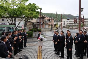 初登庁
