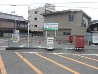 里庄駅前