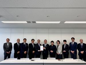 医療的ケア児者を応援する市区町村長ネットワーク要望活動