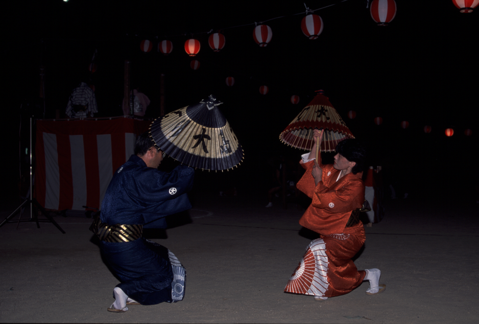 大島の傘踊り