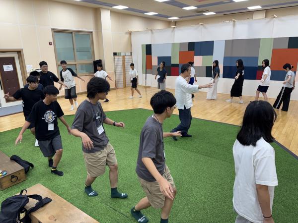 踊り体験