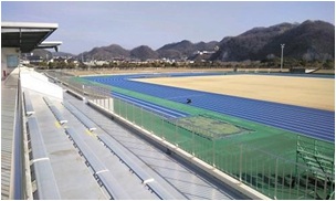 笠岡陸上競技場