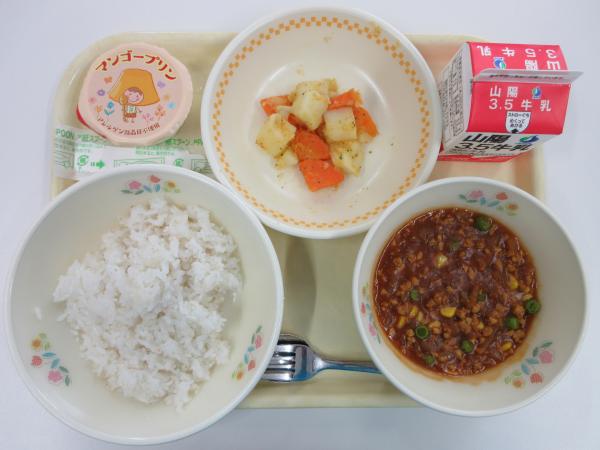 キーマカレー 牛乳 ザブジ マンゴープリン