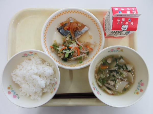 ごはん　牛乳　さわらのレモン焼き　おかかあえ　とりごぼう汁
