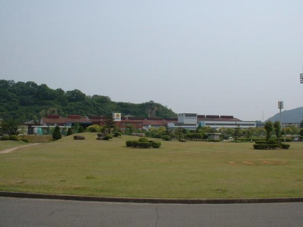 しばふひろば