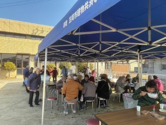 バザーの様子２