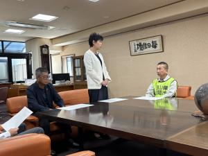 02出発式